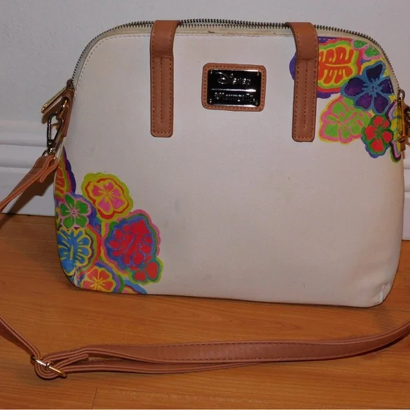 Disney hand bag 6/10 - Picture 2 of 2